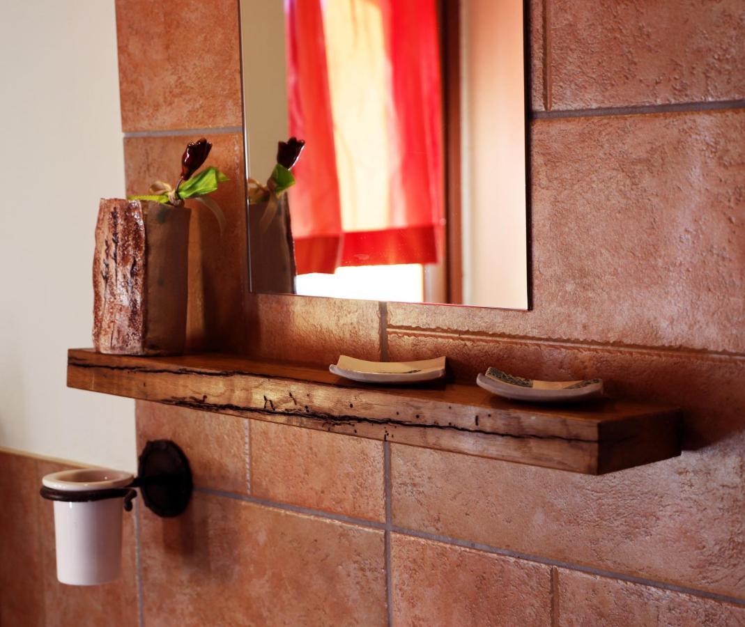 Girfalco Country House Bed & Breakfast Urbino Exterior photo